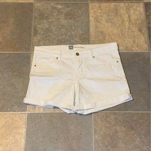 MOSSIMO JEAN SHORTS WOMAN'S SIZE 8